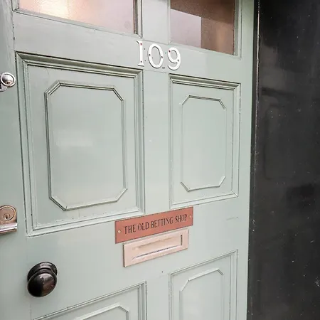 Tatil Evi The Old Betting Shop Keswick (Cumbria)